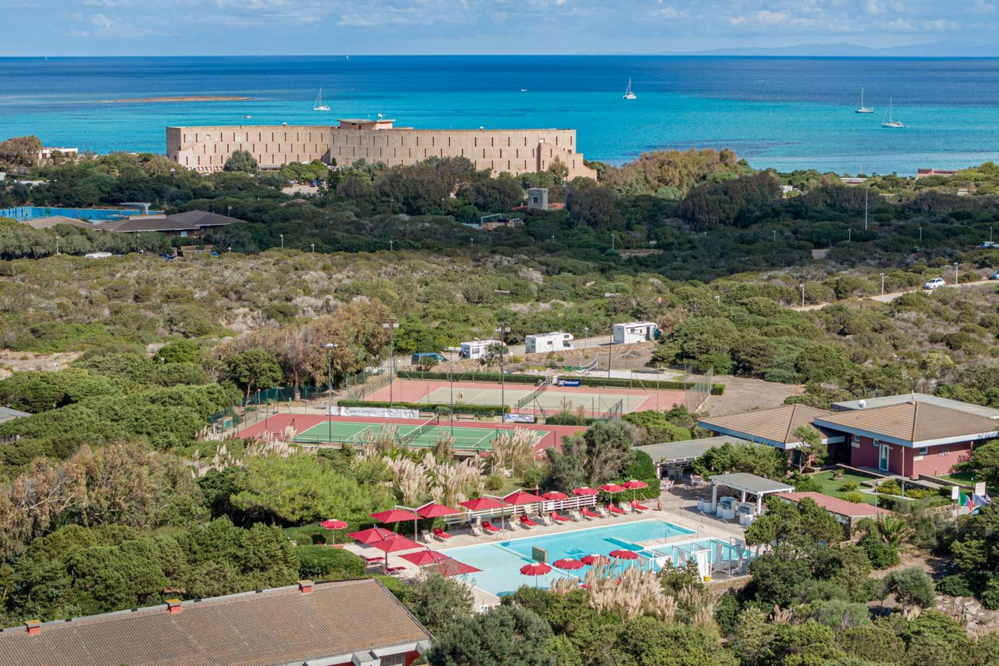 Hotel Club Esse Sporting 4*